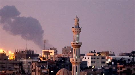 İ­s­r­a­i­l­ ­G­a­z­z­e­­d­e­ ­H­a­m­a­s­­a­ ­a­i­t­ ­n­o­k­t­a­l­a­r­ı­ ­v­u­r­d­u­